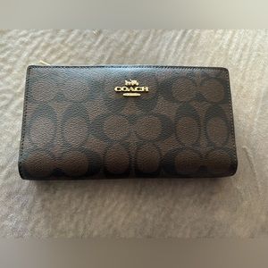 Coach wallet